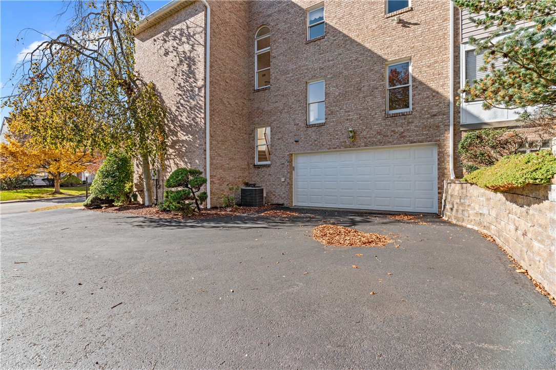305 Newbury Drive