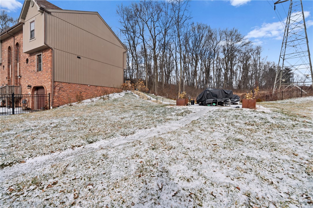 445 Shady Ridge Drive