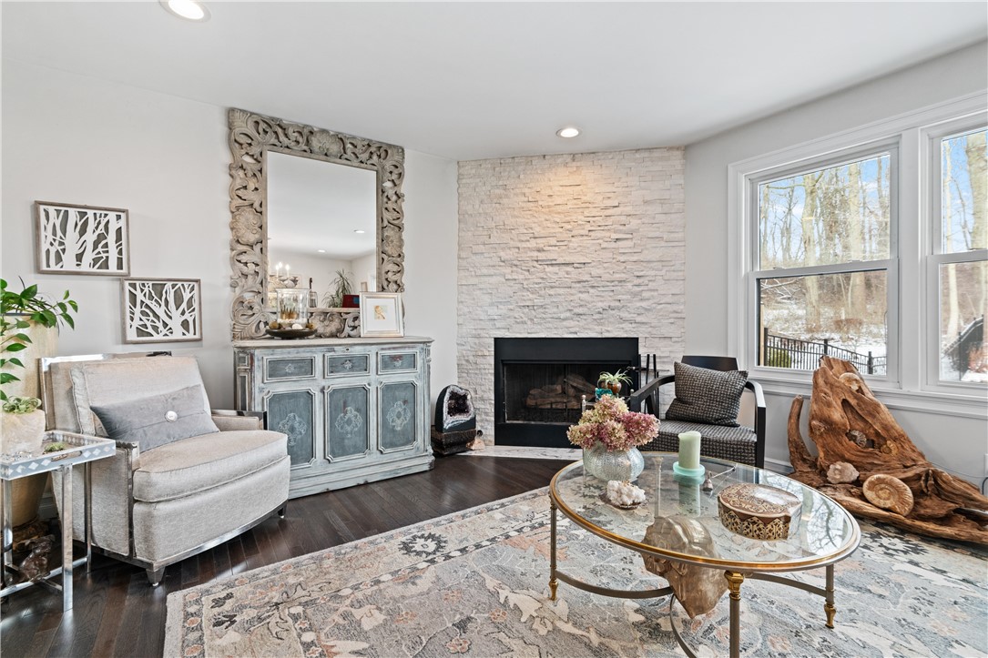 445 Shady Ridge Drive