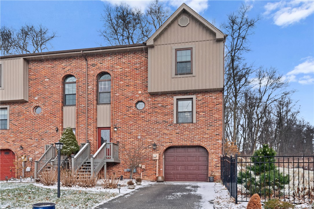 445 Shady Ridge Drive