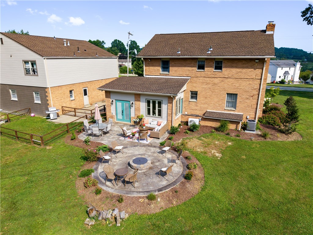 1217 Old Leechburg Road