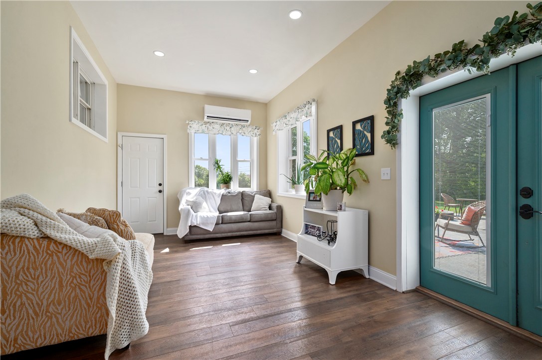 1217 Old Leechburg Road