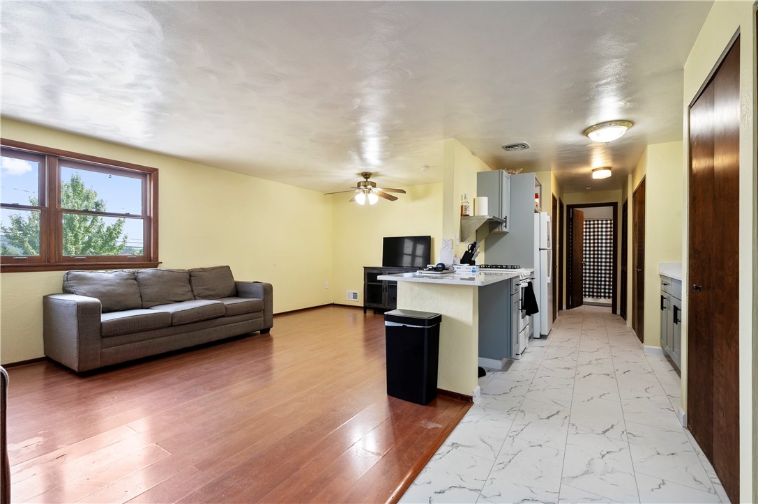 1217-1219 Old Leechburg Road