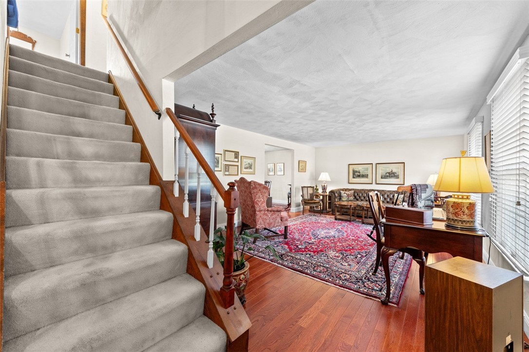 4115 Dundee Dr