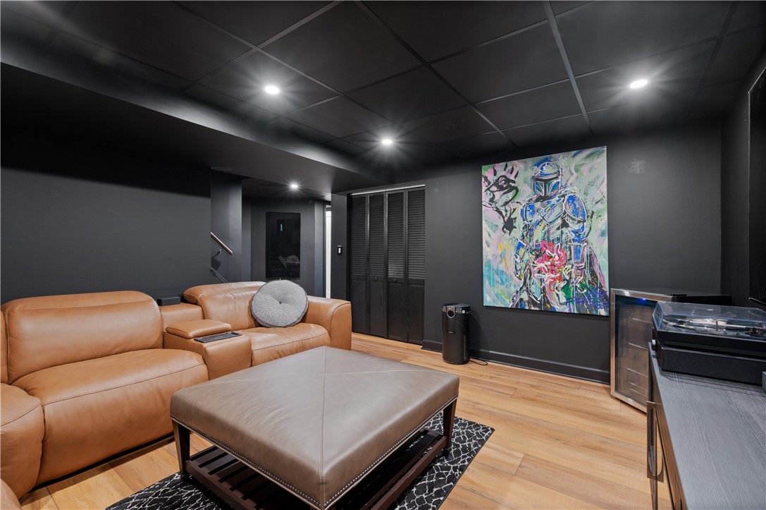 104 Old Saxonburg Blvd