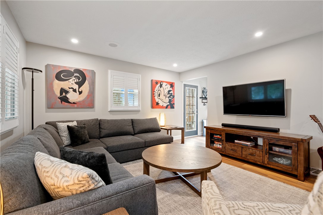 104 Old Saxonburg Blvd