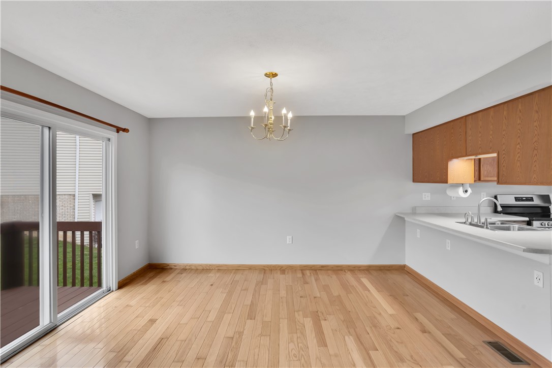 6442 Lindsey Lane