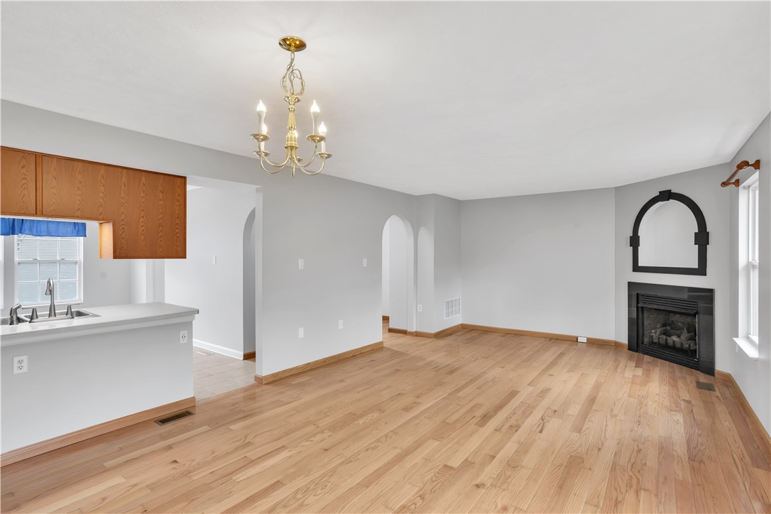 6442 Lindsey Lane