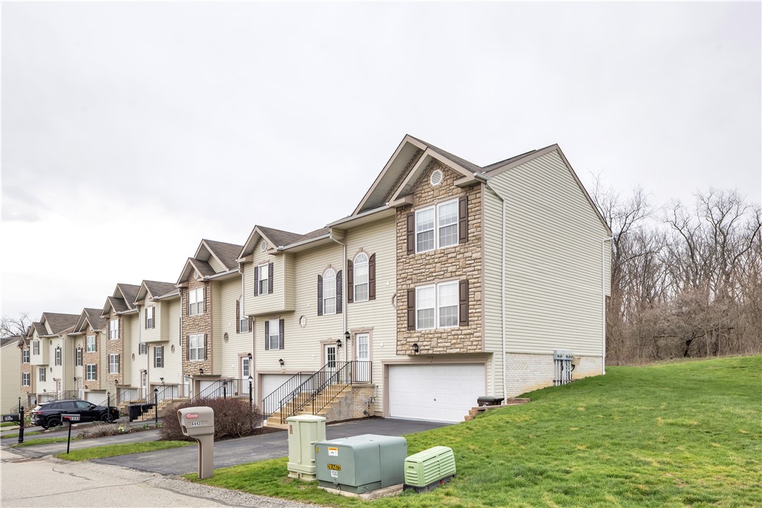 6442 Lindsey Lane