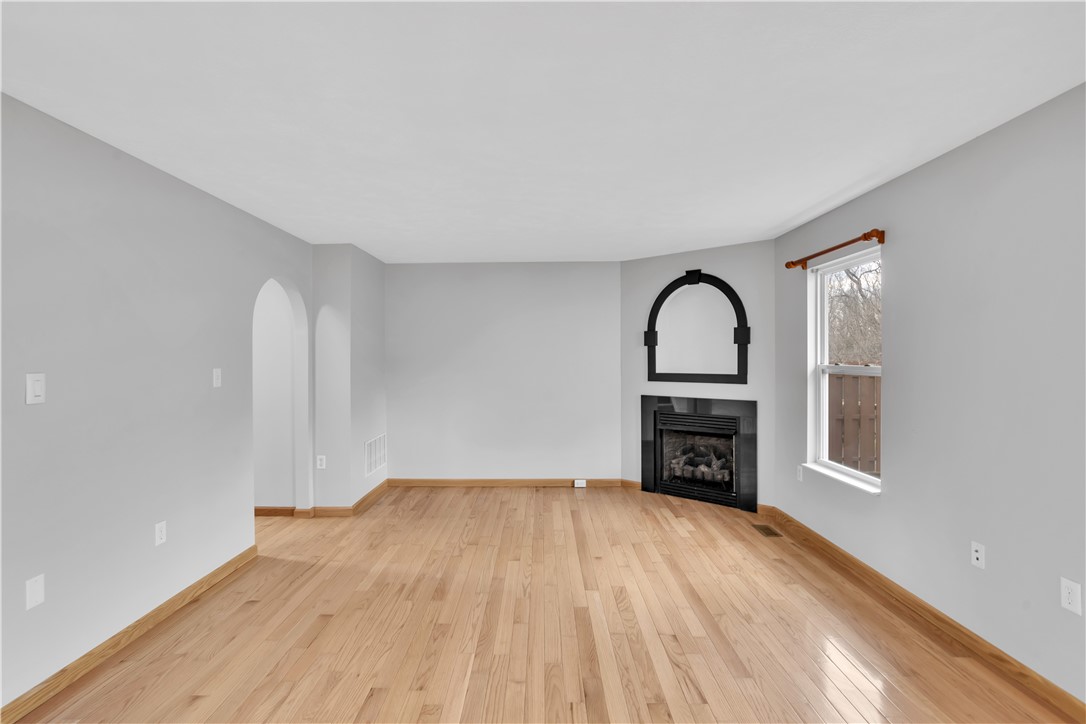 6442 Lindsey Lane