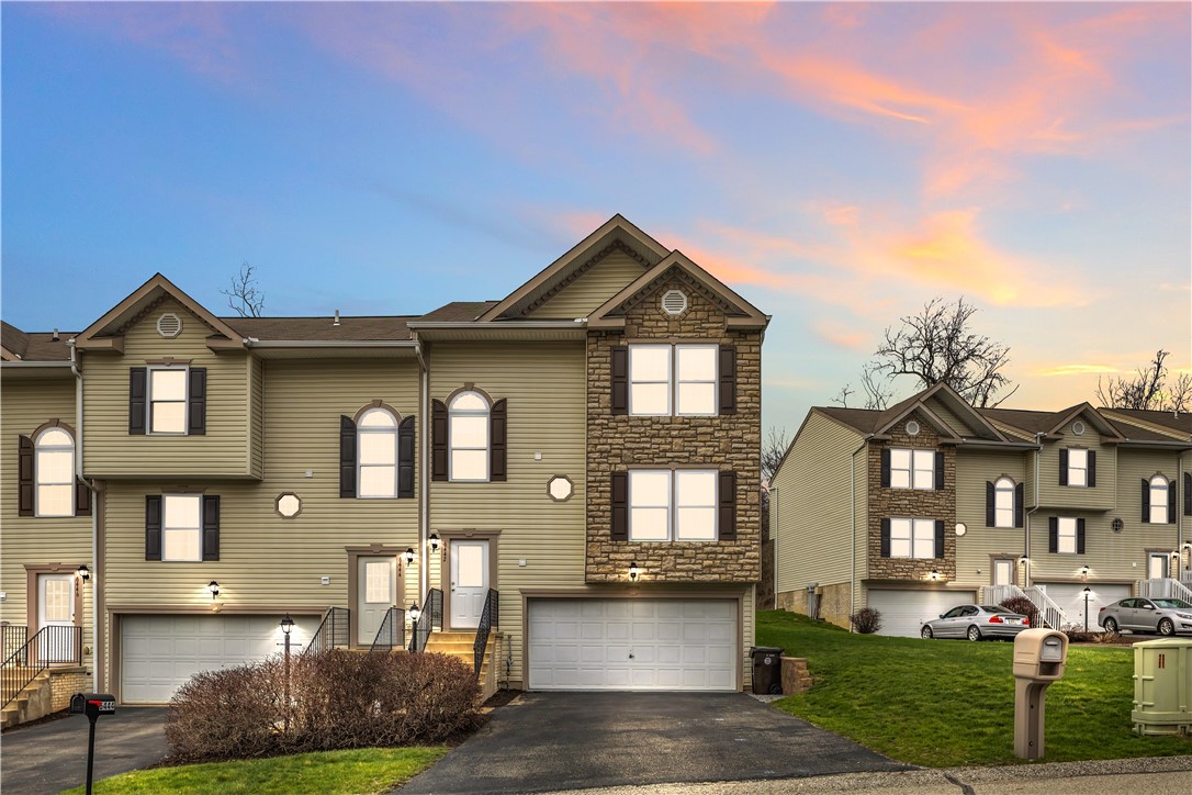 6442 Lindsey Lane