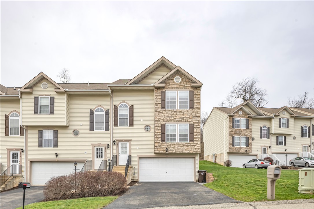 6442 Lindsey Lane