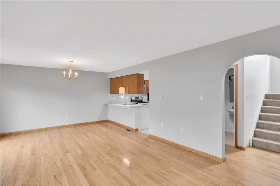 6442 Lindsey Lane