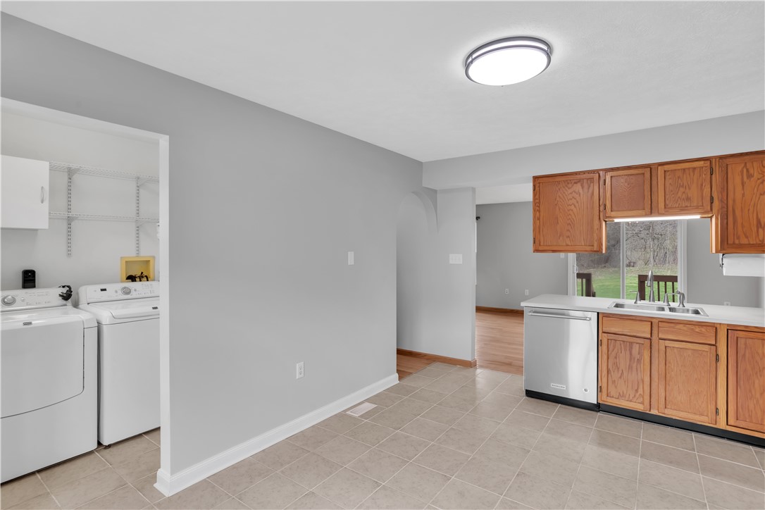 6442 Lindsey Lane