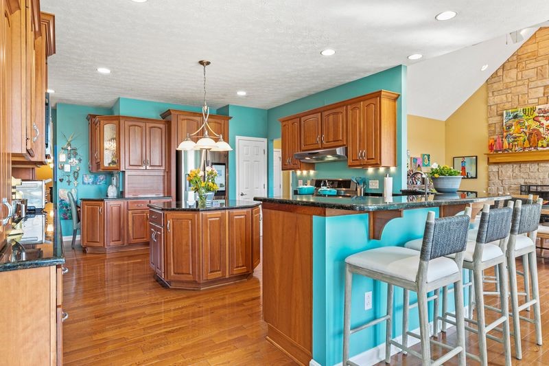 4097 Manor Oaks Court