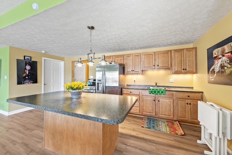 4097 Manor Oaks Court