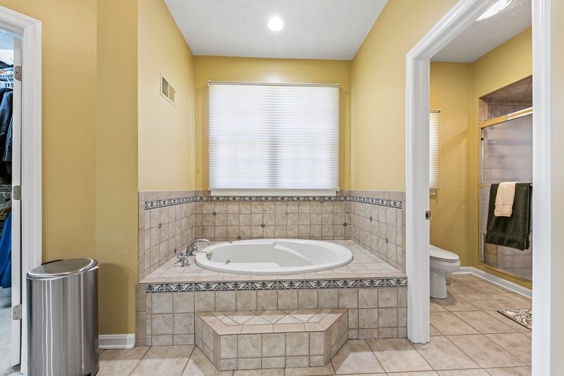 4097 Manor Oaks Court