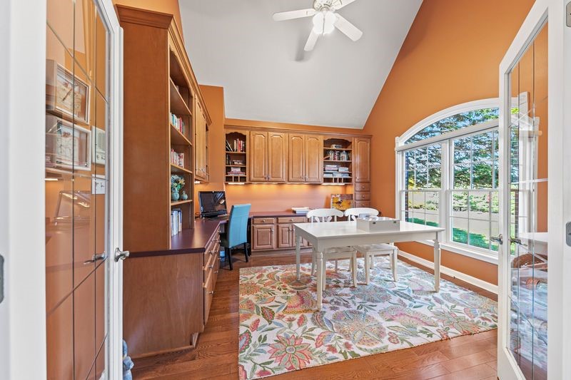 4097 Manor Oaks Court