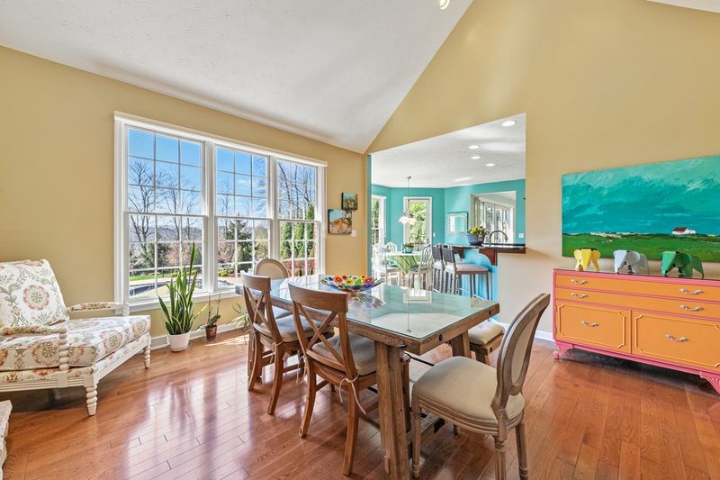 4097 Manor Oaks Court