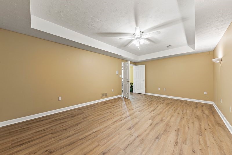 4097 Manor Oaks Court