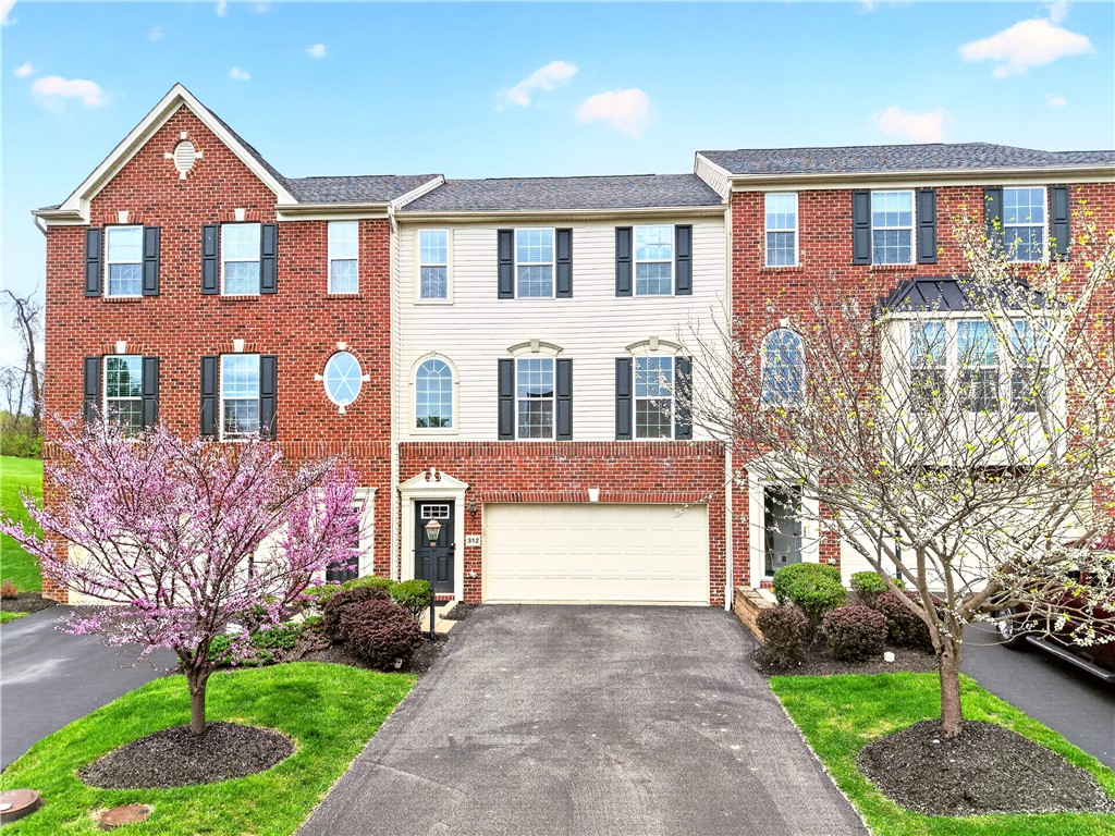 312 MAPLE RIDGE DRIVE
