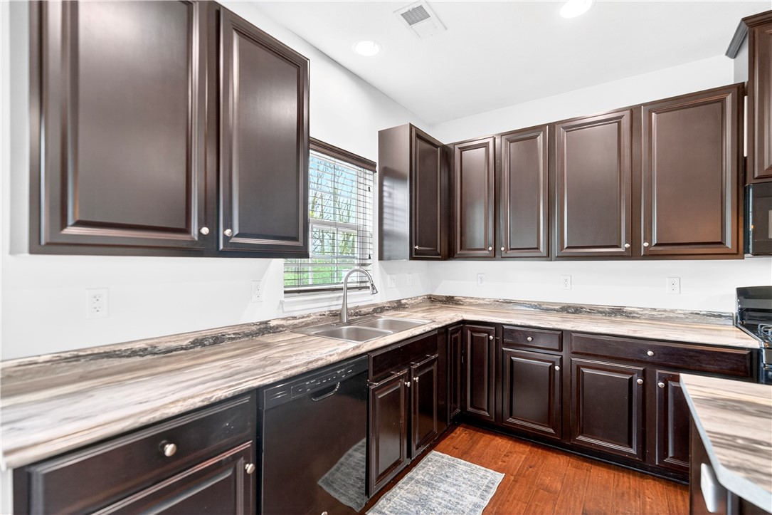 312 MAPLE RIDGE DRIVE