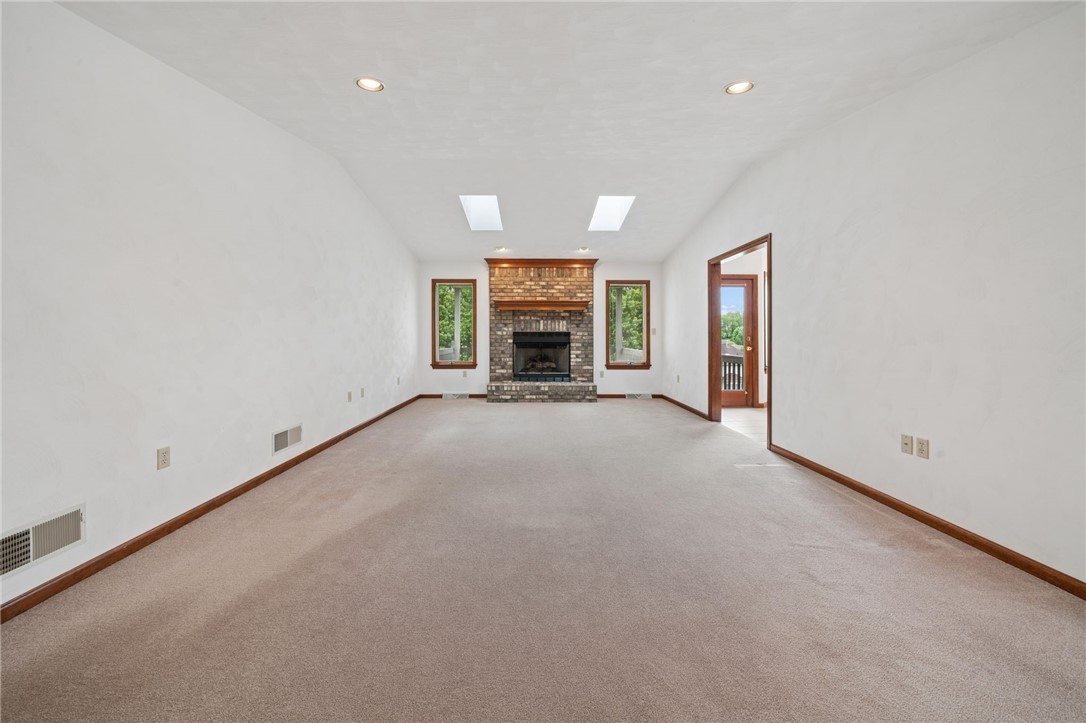 125 Cool Springs Lane