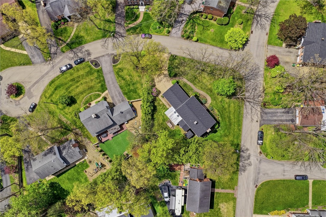 101 Fairlane Dr