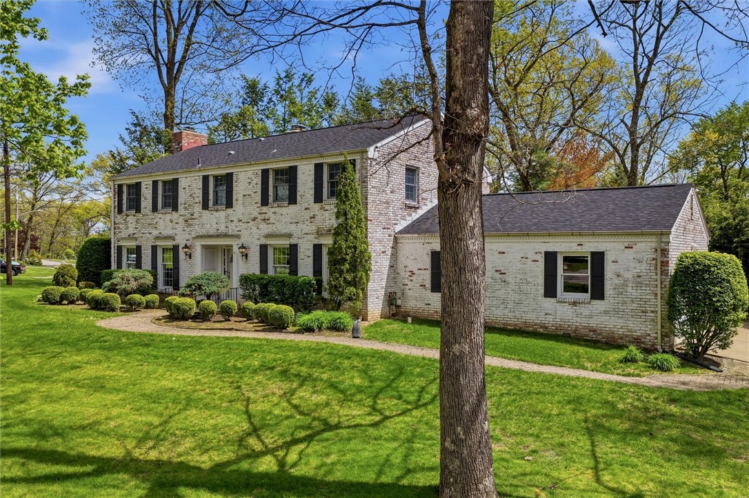101 Fairlane Dr