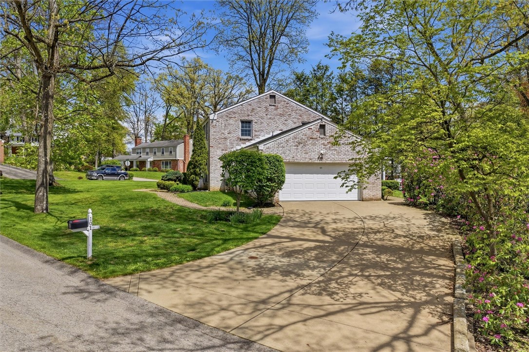 101 Fairlane Dr