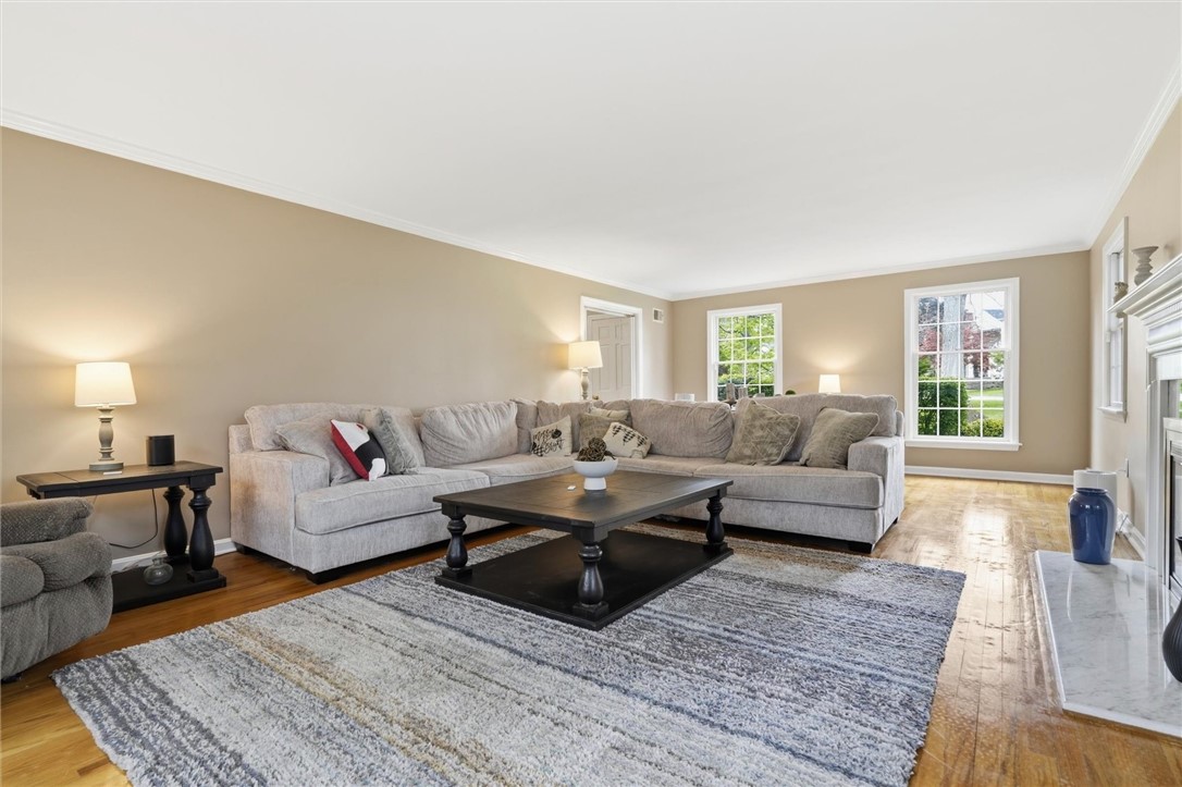101 Fairlane Dr