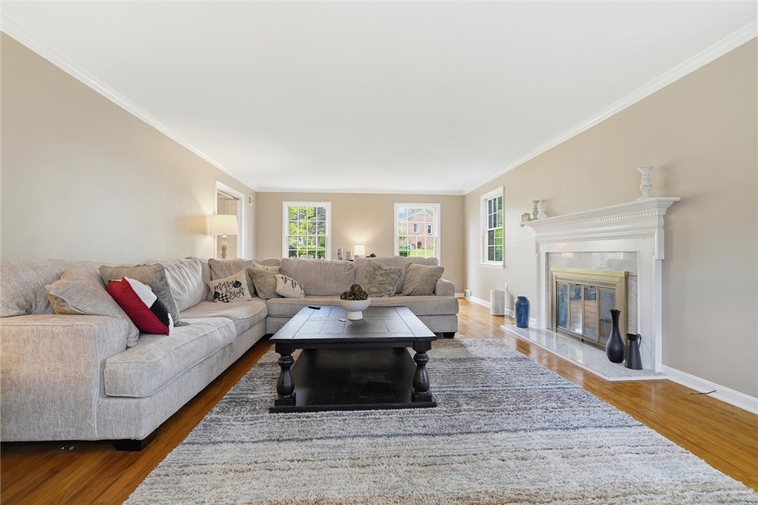 101 Fairlane Dr