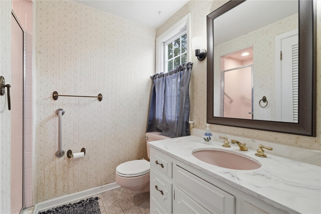 101 Fairlane Dr