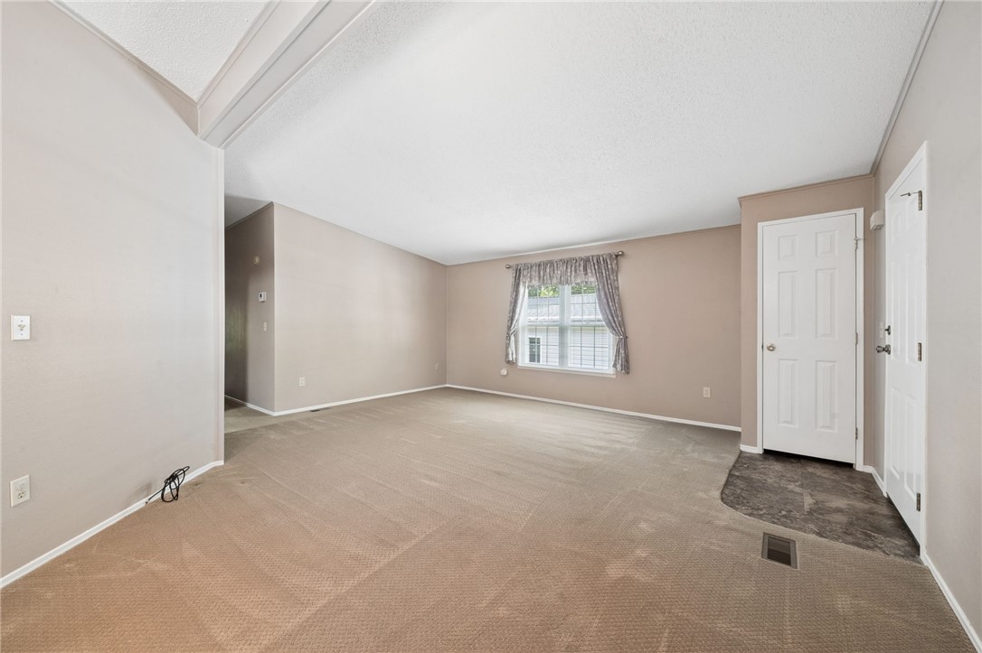 516 Heritage Lane