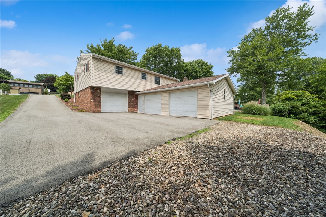 221 David Drive
