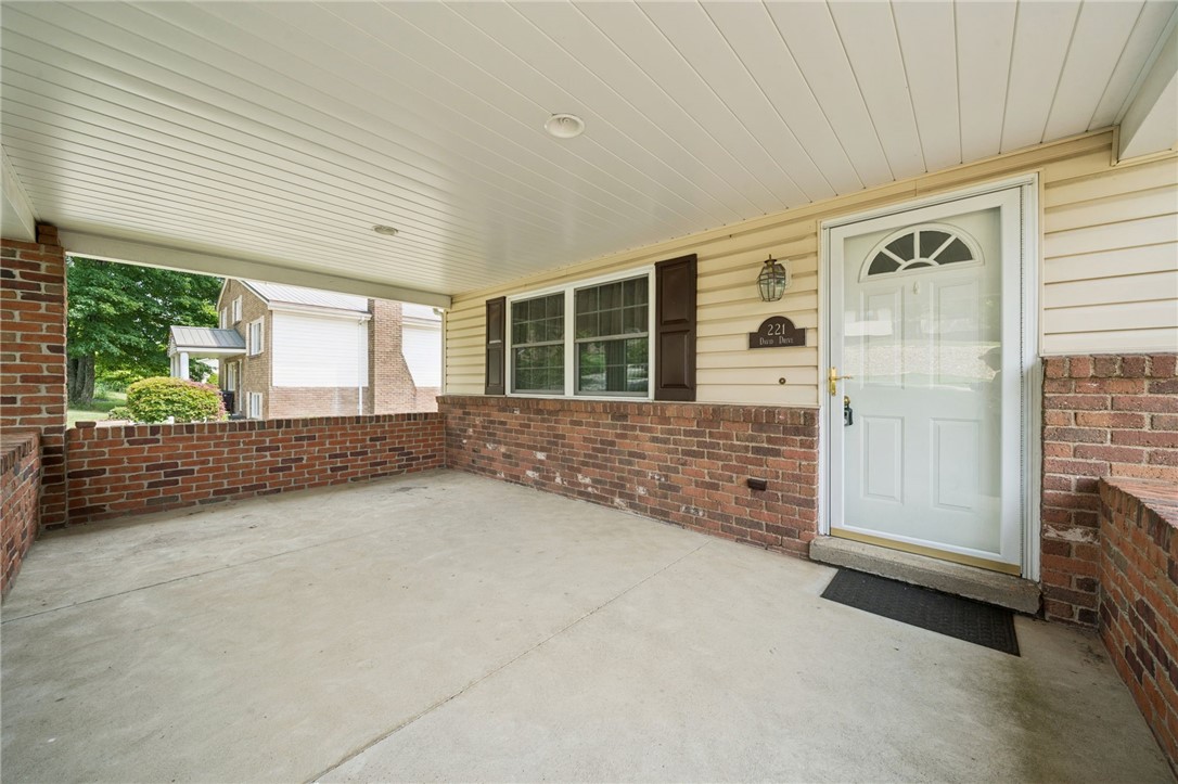 221 David Drive