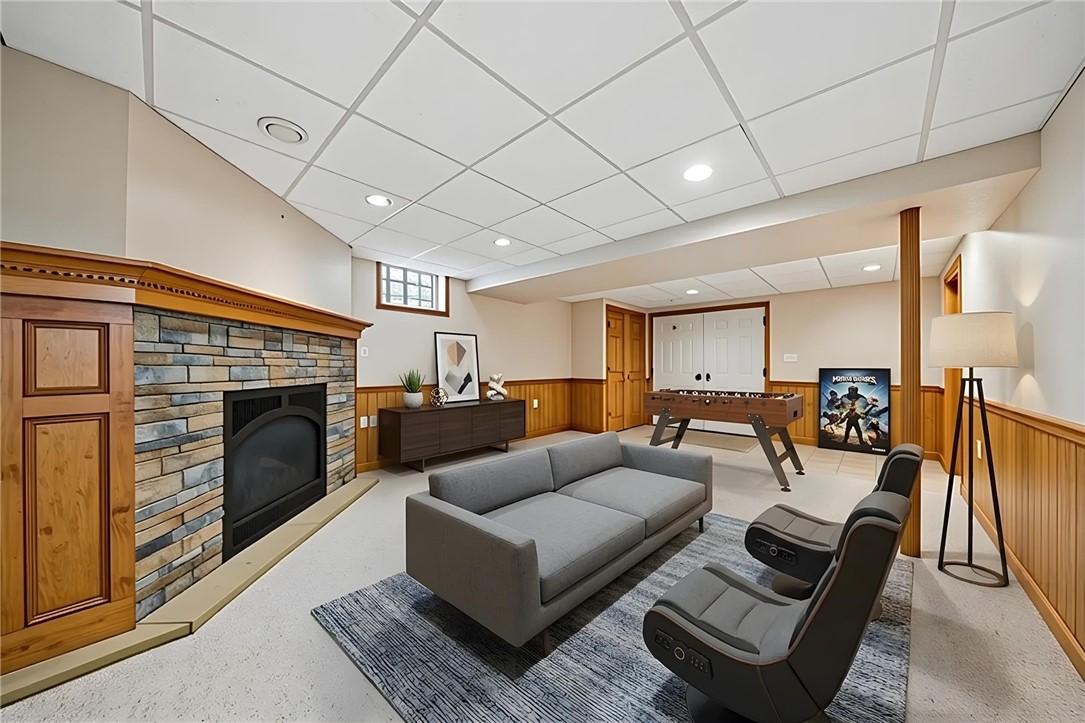 221 David Drive