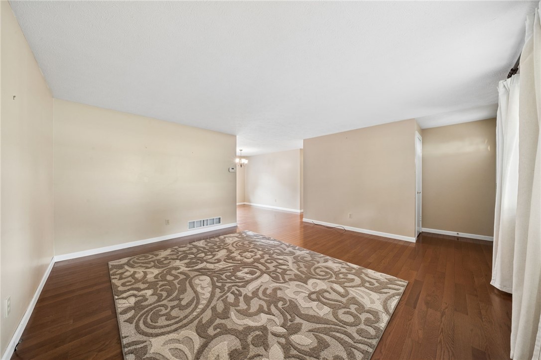 221 David Drive