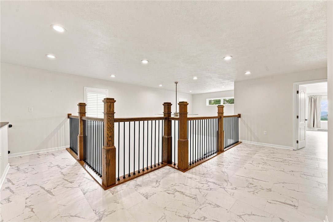 1013 Westwood Lane
