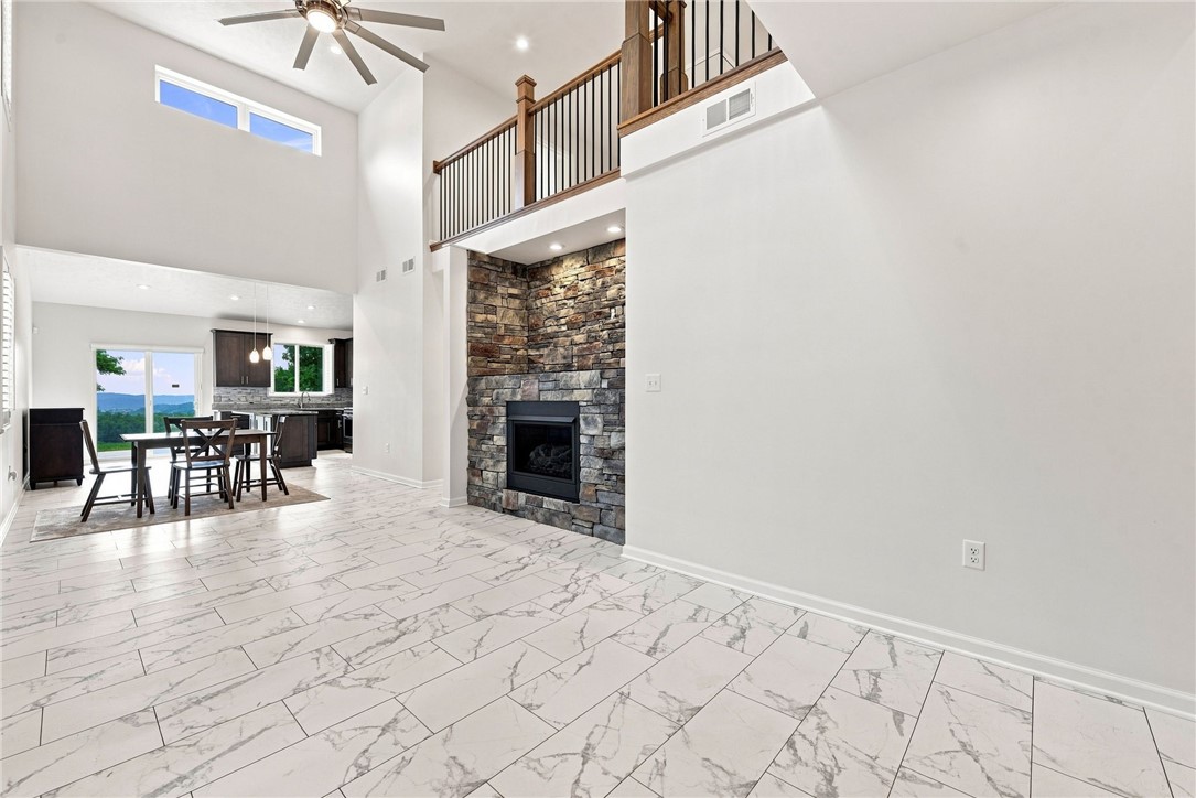 1013 Westwood Lane