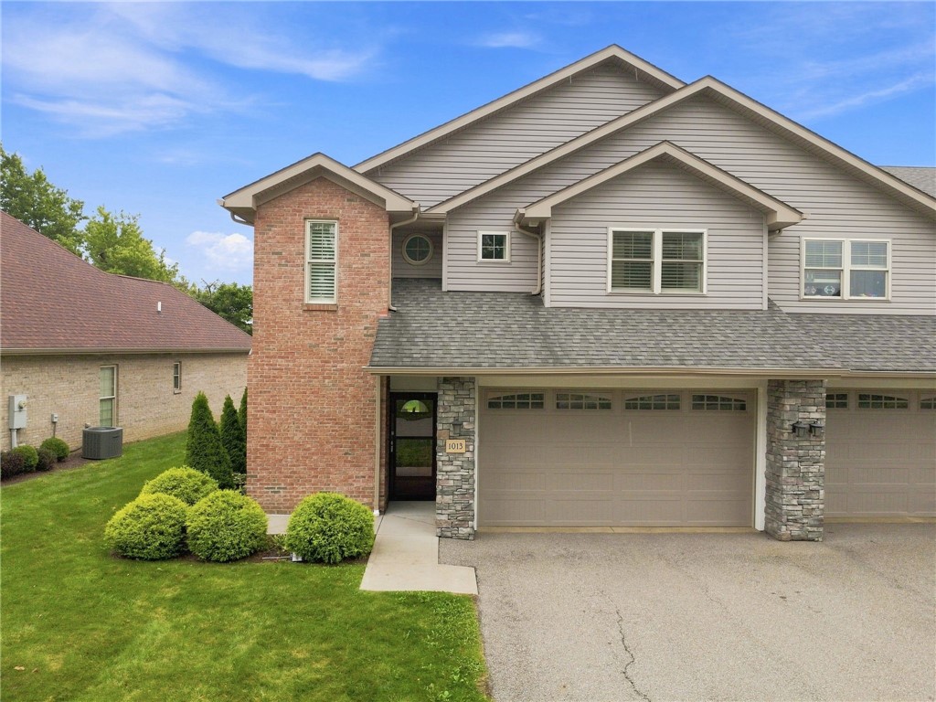 1013 Westwood Lane West Mifflin PA