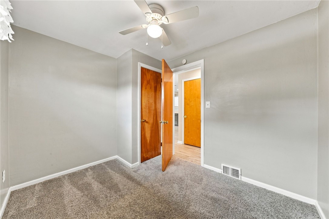 718 Illini Drive