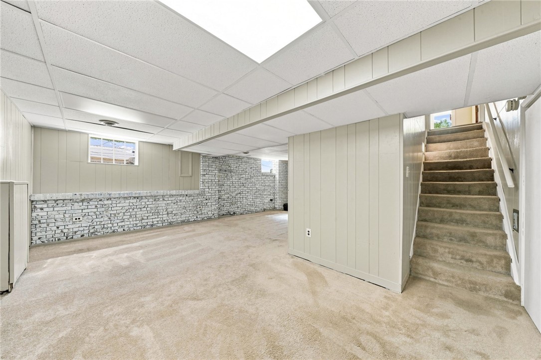 718 Illini Drive