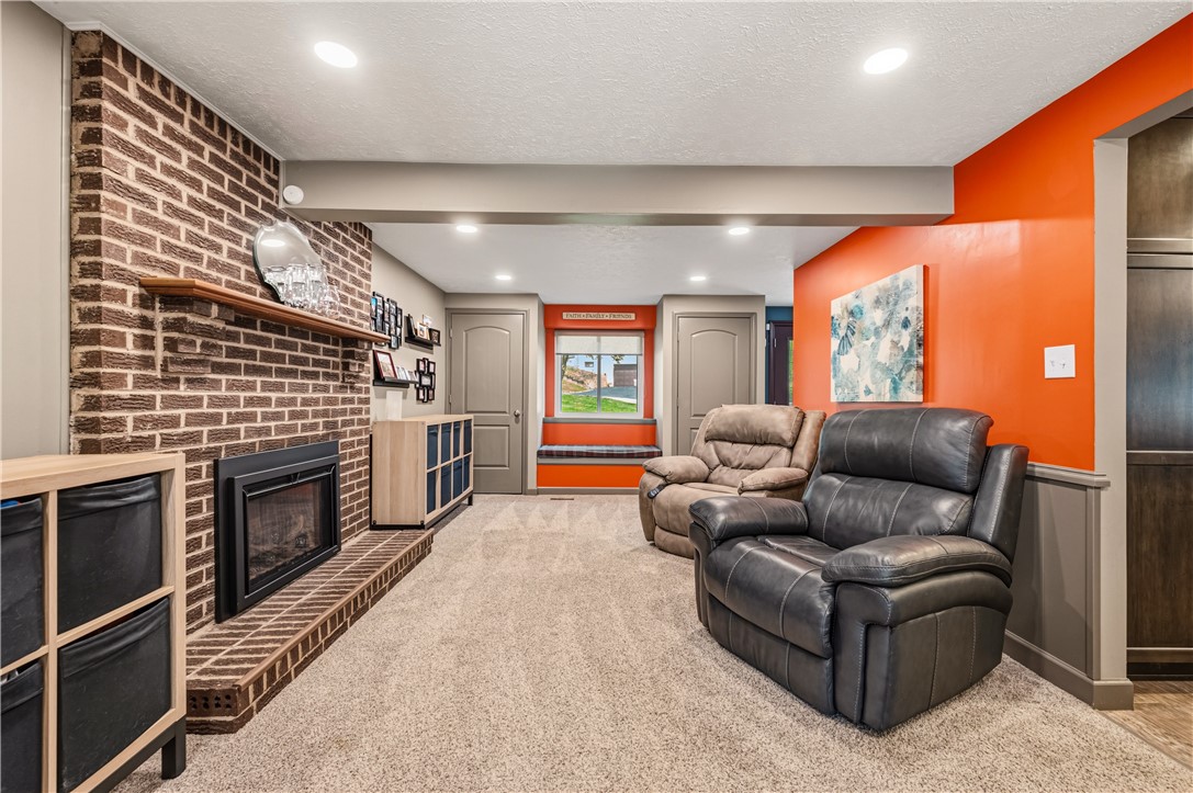 1364 Hillsdale Drive