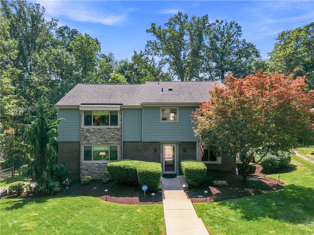 1364 Hillsdale Drive