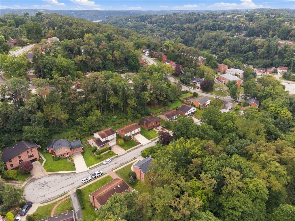 113 Larchwood Drive