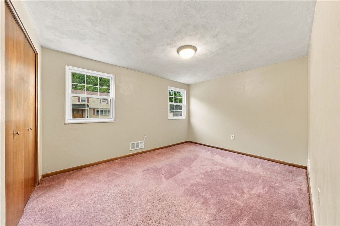 113 Larchwood Drive