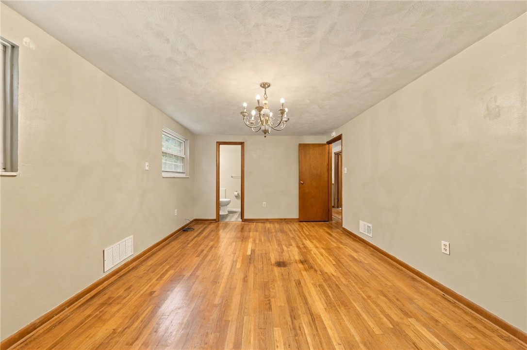 113 Larchwood Drive