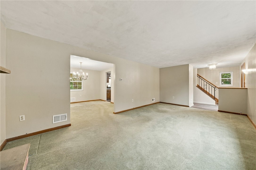 113 Larchwood Drive