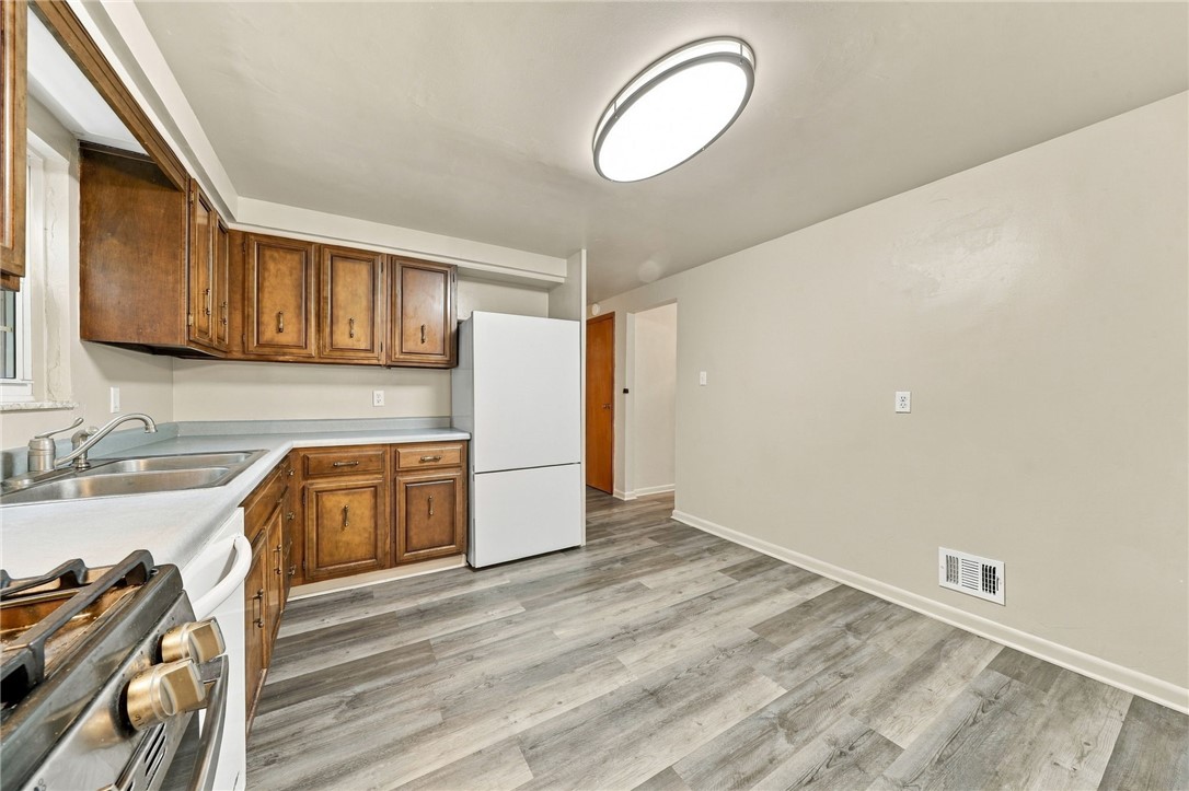 113 Larchwood Drive